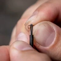 Avid Carp Outline Flecktone Ring Swivel Bag Stems